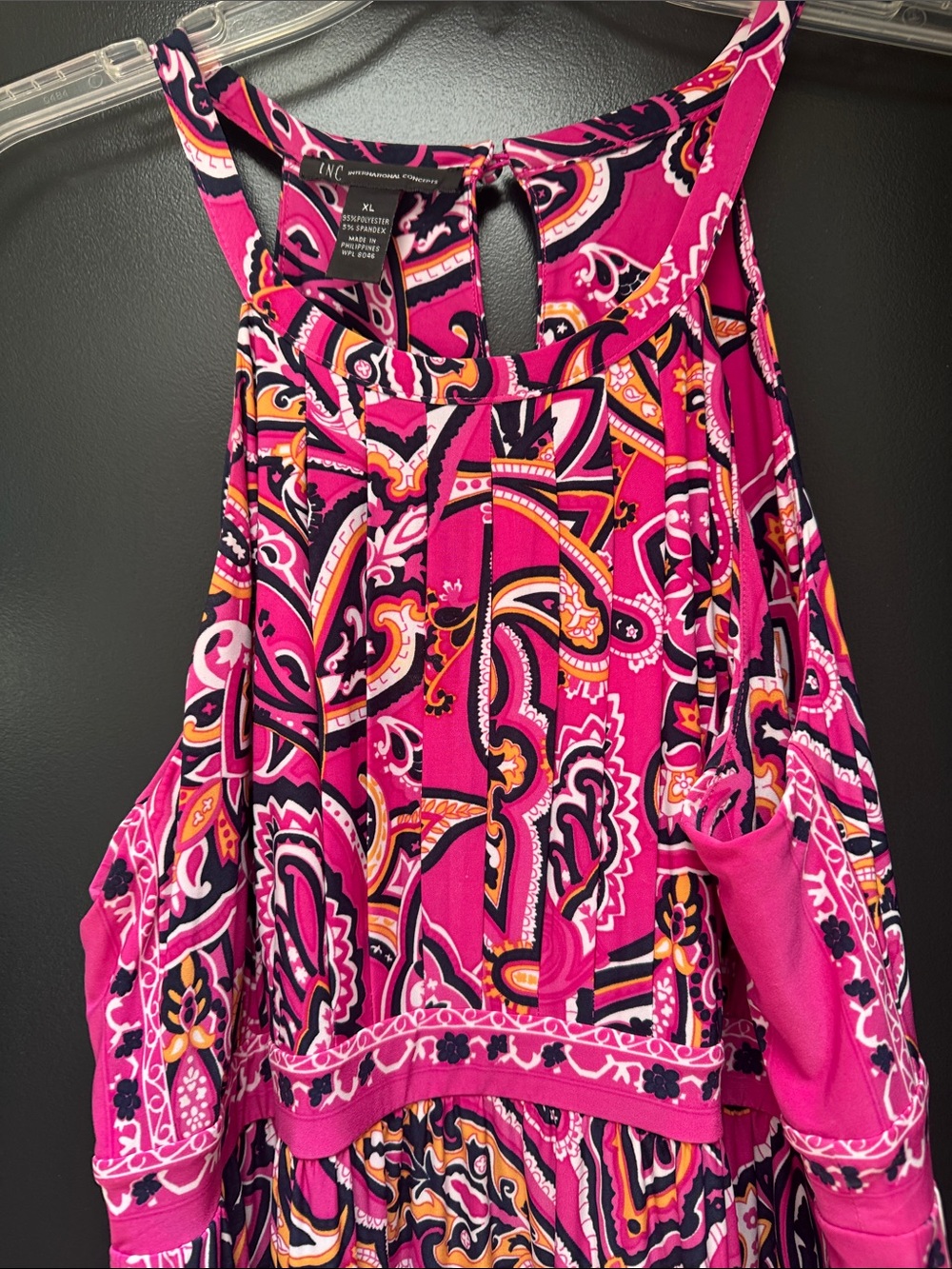 Cute summer halter dress looks - Picture 2 of 5